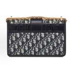 DIOR迪奥 30 Montaigne蒙⽥系列 盒⼦包 斜挎单肩包 中号 ⼥款 ⽜仔蓝⾊